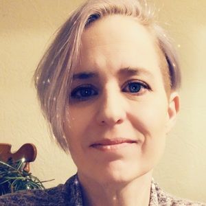 Meet your Posher, Lori